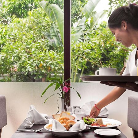 The Calm Oasis Hotel Siem Reap Exterior photo