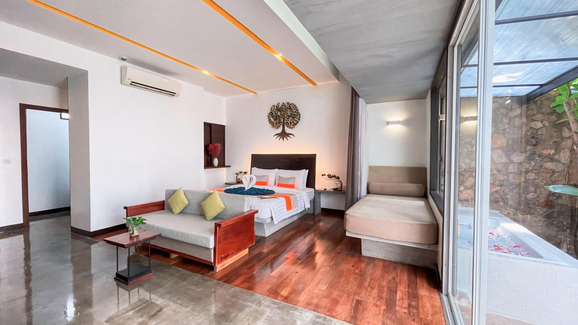 The Calm Oasis Hotel Siem Reap Room photo