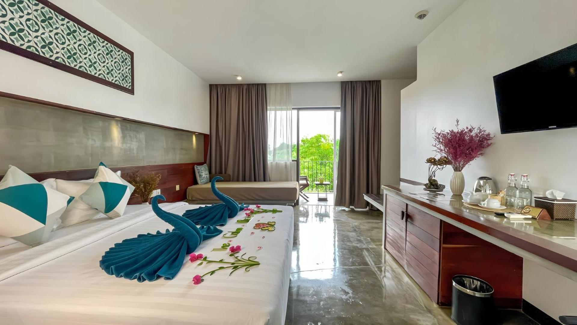 The Calm Oasis Hotel Siem Reap Exterior photo