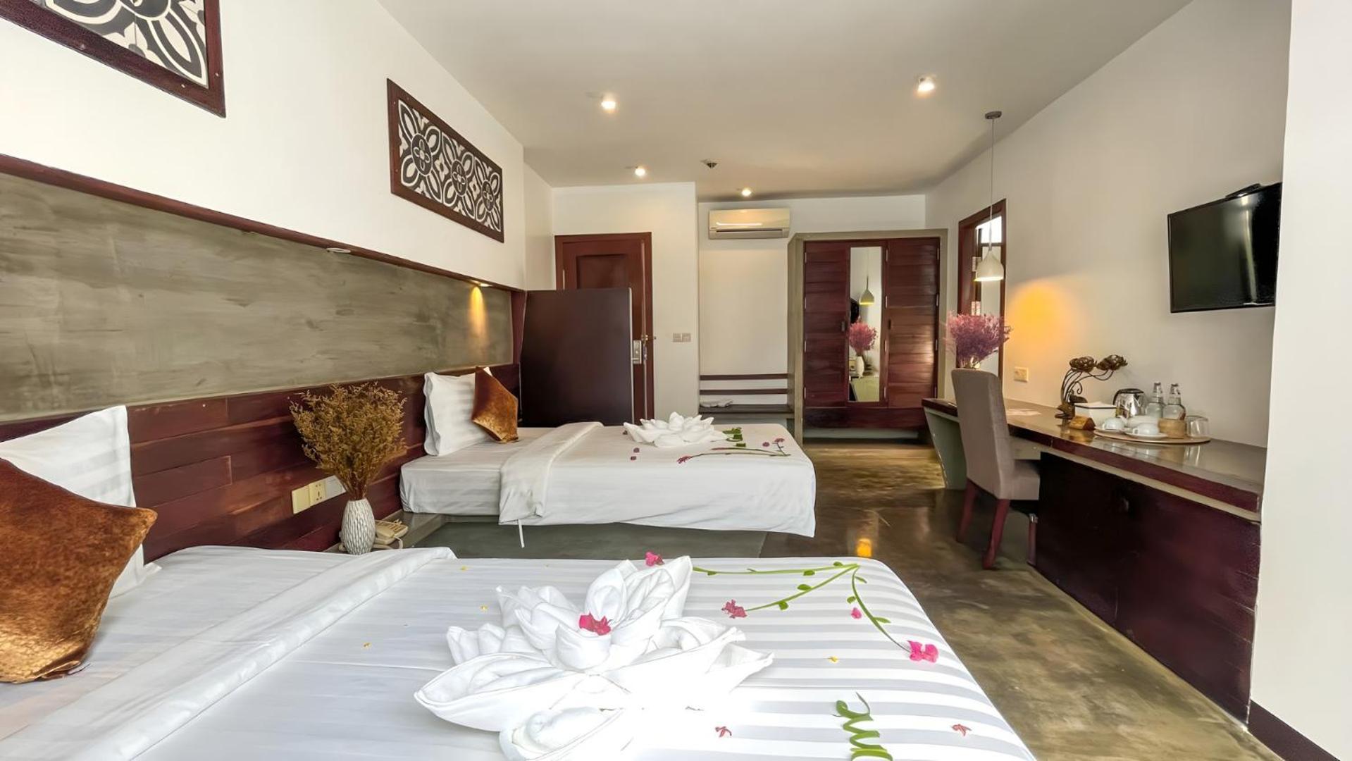 The Calm Oasis Hotel Siem Reap Exterior photo