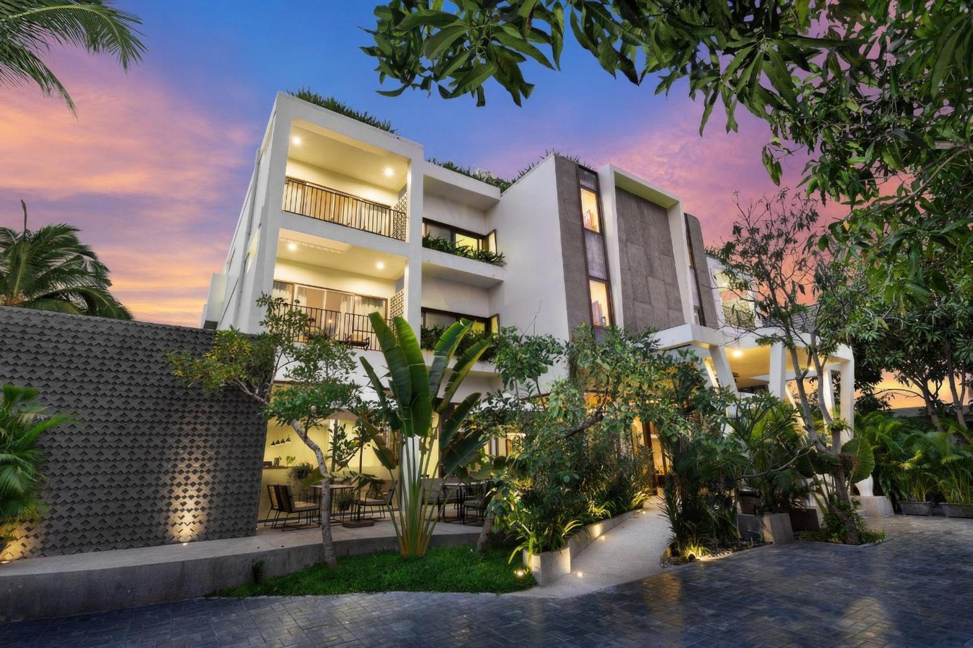 The Calm Oasis Hotel Siem Reap Exterior photo