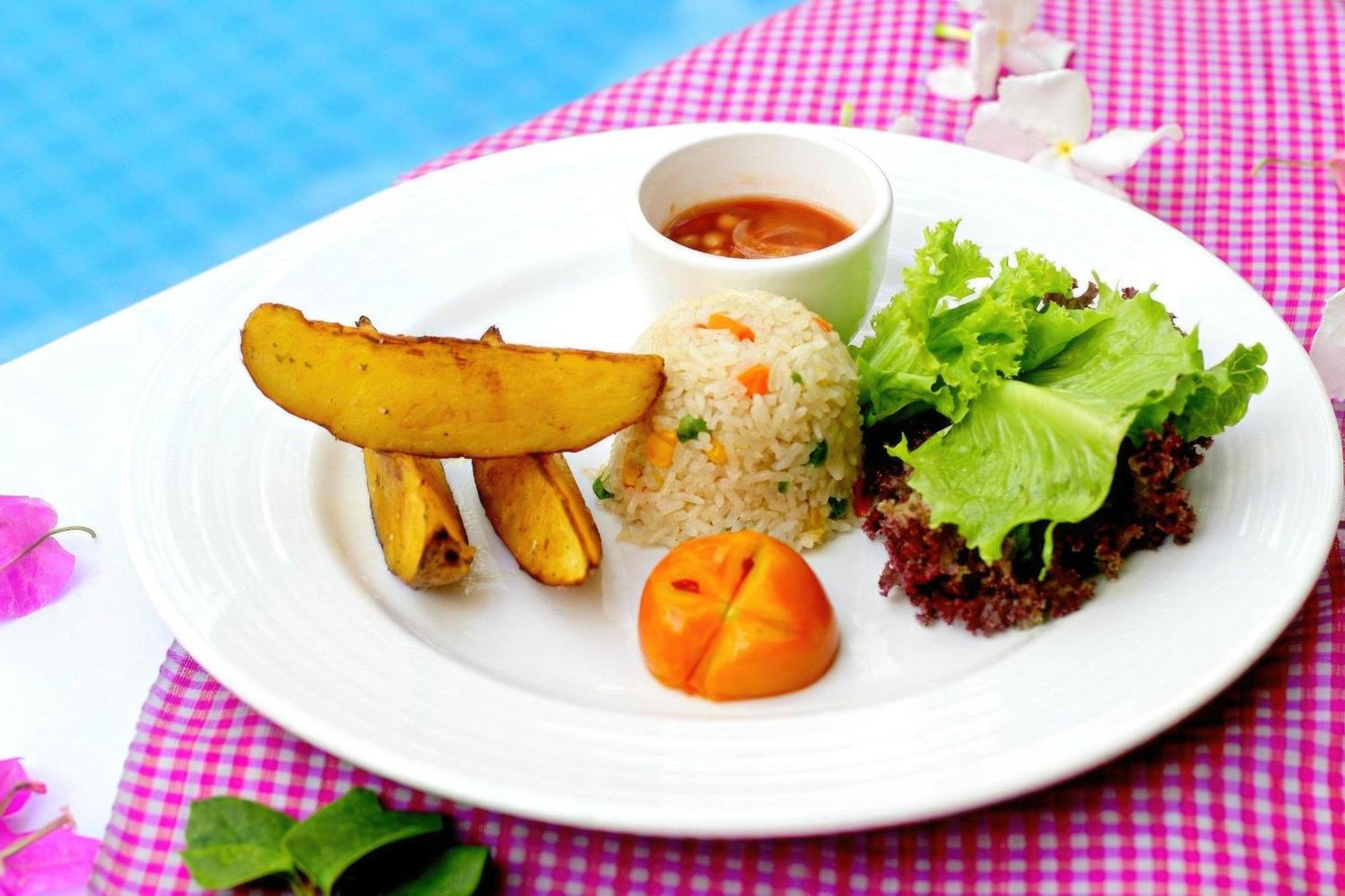 The Calm Oasis Hotel Siem Reap Exterior photo