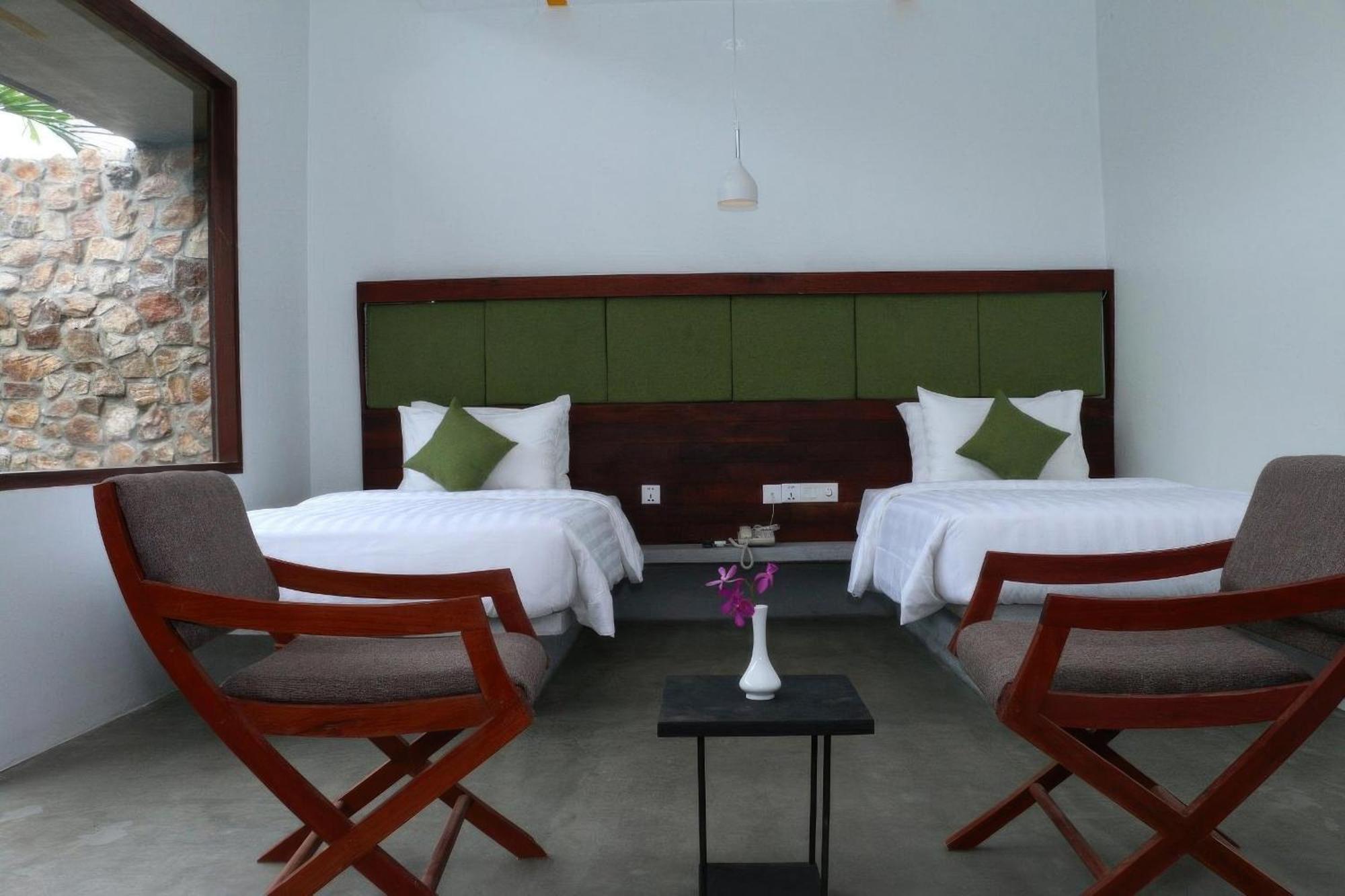 The Calm Oasis Hotel Siem Reap Exterior photo