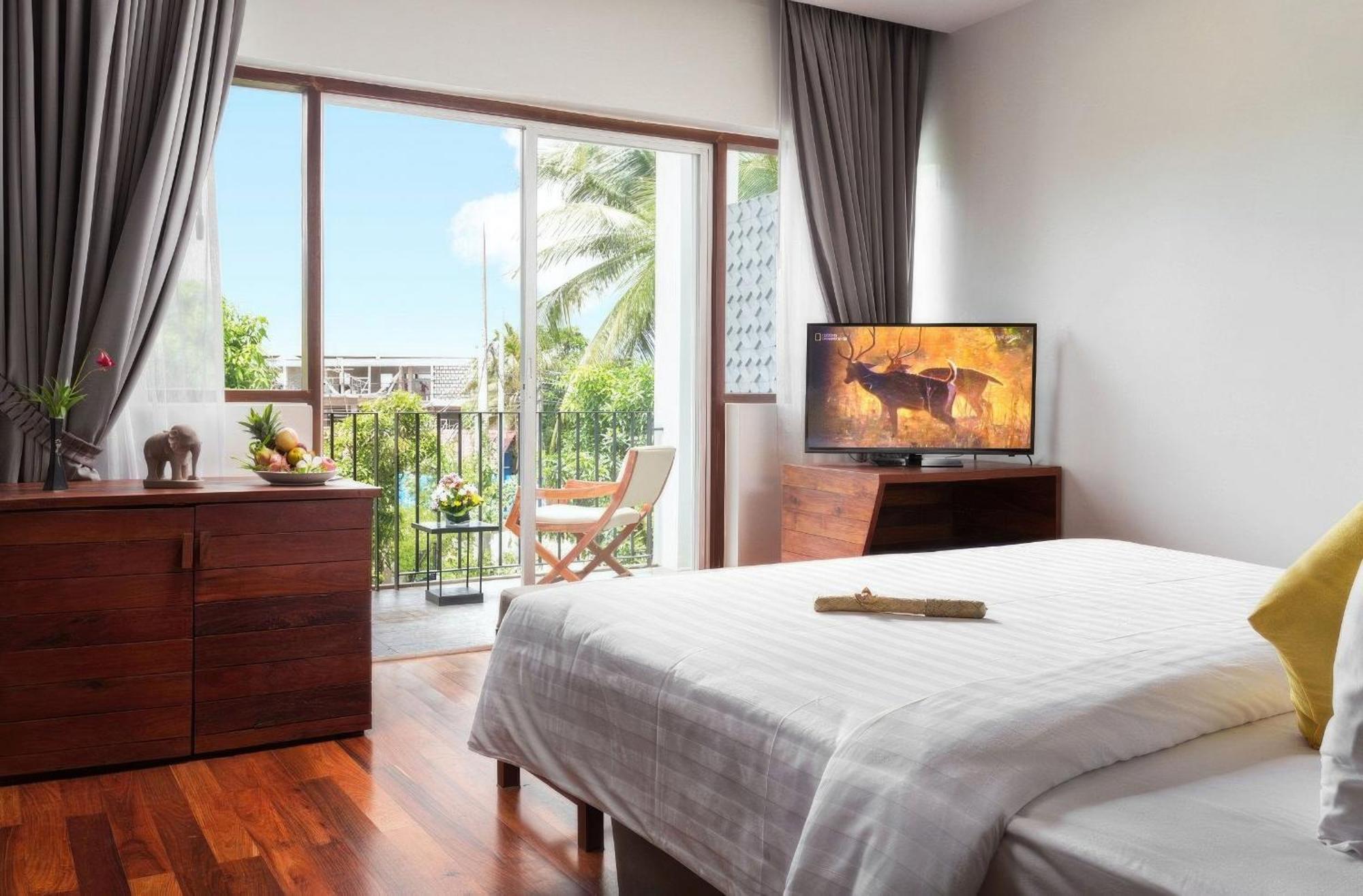 The Calm Oasis Hotel Siem Reap Exterior photo